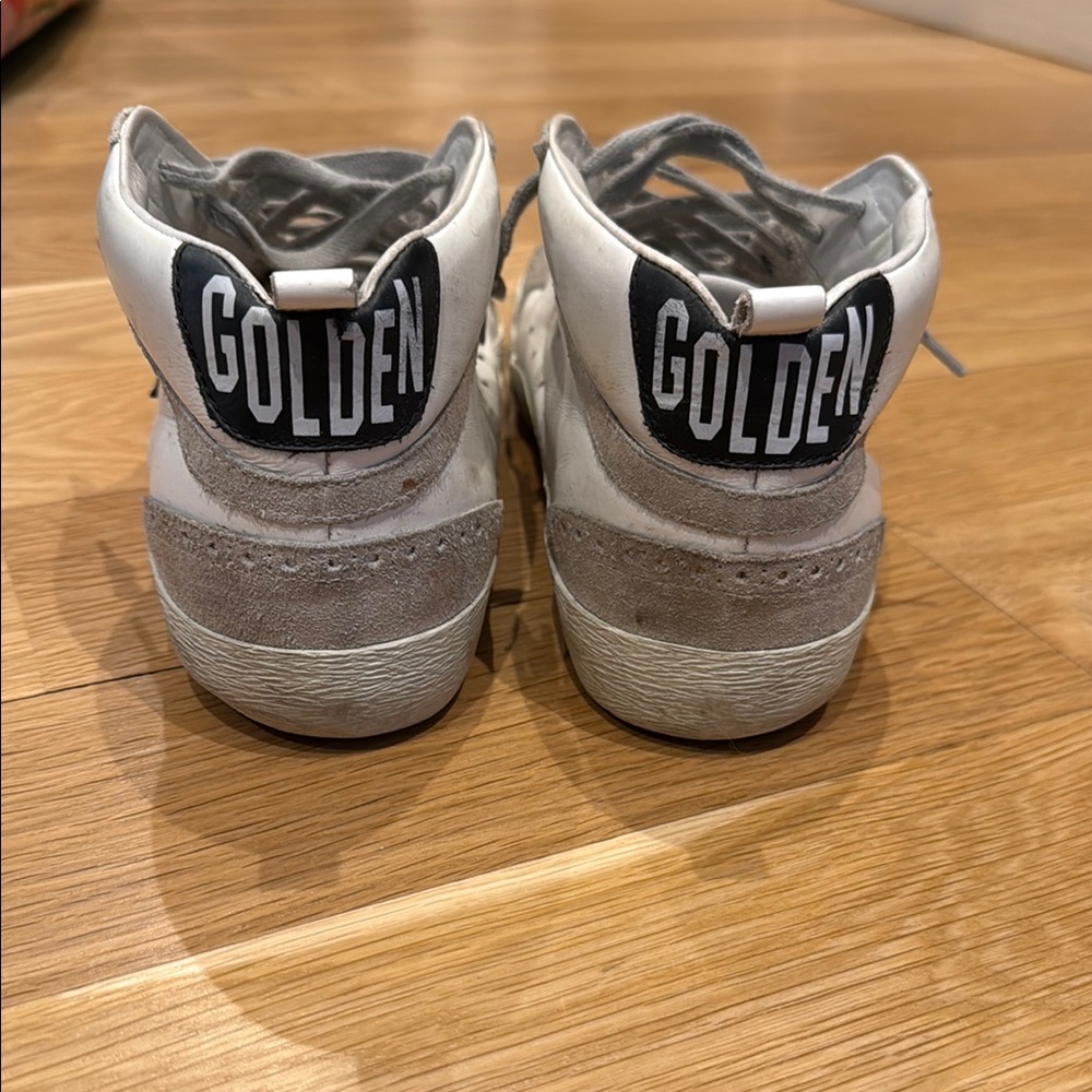 NWOT Men's Golden Goose Mid Star Sneakers - Picture 4 of 5